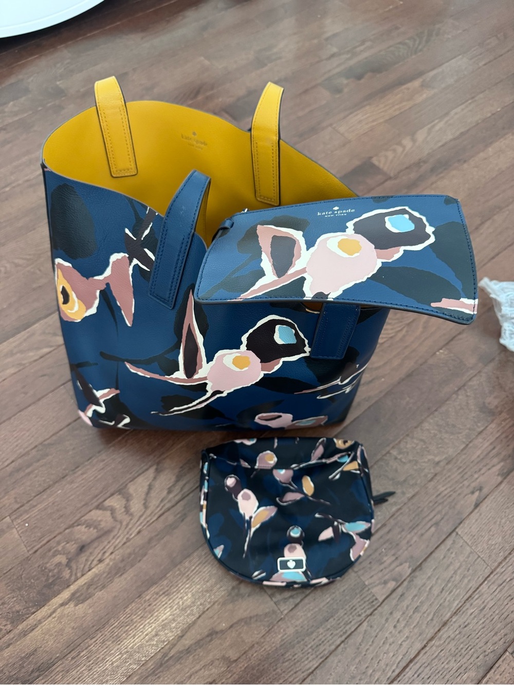 kate spade navy floral tote with yellow interior